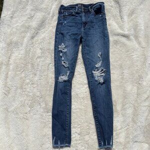 Abercrombie & Fitch Simone High-Rise Super Skinny Jeans – Size 26/2 | Distressed